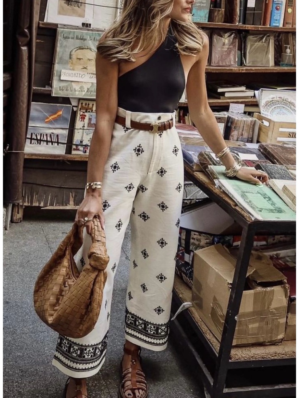 Zara black and white euro pants